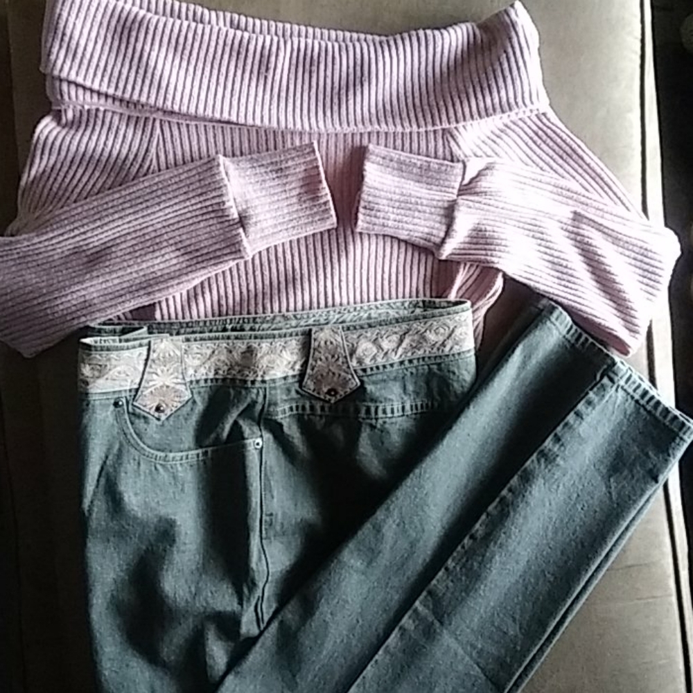 Manager's Special $20 NWOT